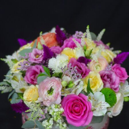 Aranjament floral "Cutia vesela" - imagine 2